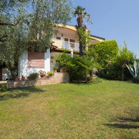 Semesterbostad Formica Townhouse Bardolino