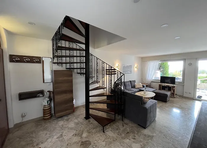 Formica بيت للعطل باردولينو