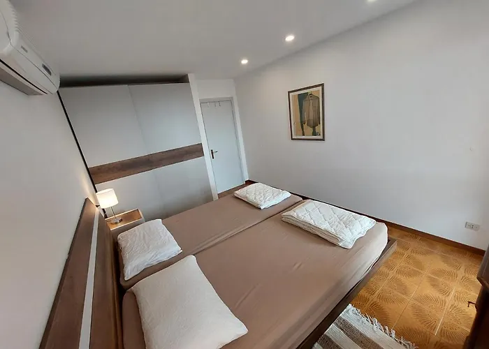 بيت للعطل Formica *