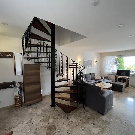 Formica 度假居 巴多利诺